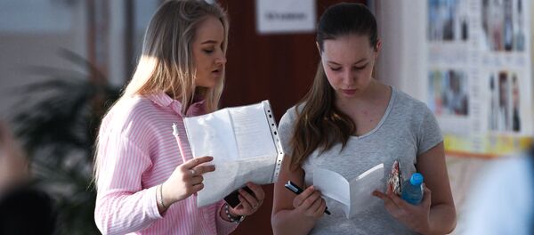 Экзамен - Sputnik Молдова