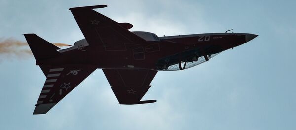 Самолет Як-130. Архивное фото Самолет Як-130. Архивное фото - Sputnik Moldova