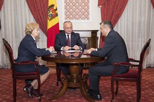 Ședință de lucru comună a Președintelui țării, Igor Dodon, președintelui Parlamentului Zinaida Greceanîi și Prim-ministrului Ion Chicu - Sputnik Moldova