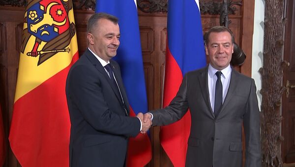 Кишинев и Москва наверстывают упущенное: о чем говорили Кику и Медведев - Sputnik Молдова