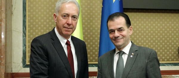 Întrevederea premierului Ludovic Orban cu Hans Klemm, ambasadorul Statelor Unite ale Americii în România - Sputnik Moldova-România