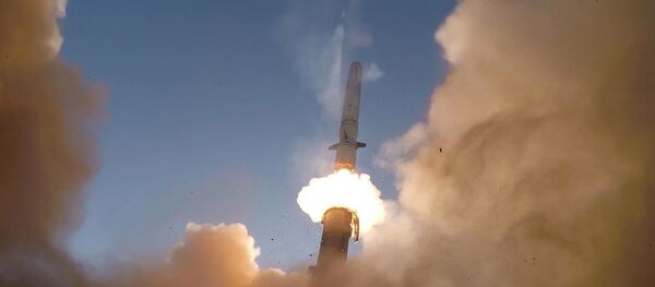 Мощный ответ НАТО: Россия завершила перевооружение на ракетные комплексы “Искандер-М” Мощный ответ НАТО: Россия завершила перевооружение на ракетные комплексы “Искандер-М” - Sputnik Молдова