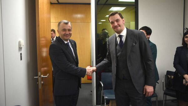 Prim-ministrul Ion Chicu a avut o întâlnire bilaterală cu omologul său ucrainean, Oleksiy Honcharuk - Sputnik Moldova-România