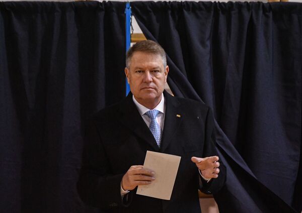 Alegeri prezidențiale în România, turul 2: Klaus Iohannis - Sputnik Moldova-România