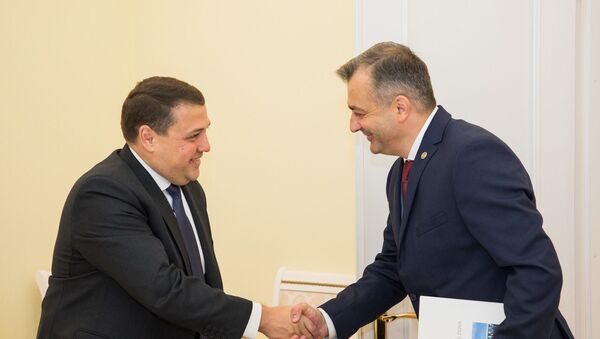 Premierul Ion Chicu și șeful misiunii FMI Ruben Atoyan - Sputnik Moldova