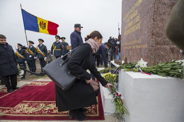 La Șerpeni a demarat acțiunea „Drumurile memoriei” consacrată aniversării a 75-a a Marii Victorii - Sputnik Moldova