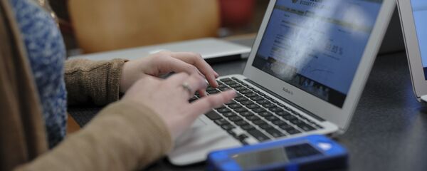 Ноутбук - Sputnik Молдова