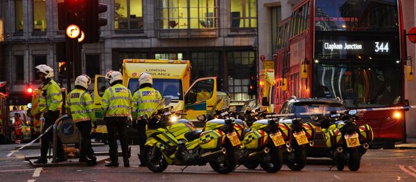 Полиция на Лондонском мосту после теракта - Sputnik Moldova-România
