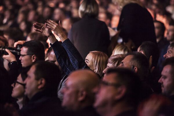 Зрители на концерте группы ДДТ в Кишиневе - Sputnik Молдова
