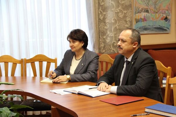 Попович - Васнецов: предметный разговор по широкому кругу вопросов Попович - Васнецов: предметный разговор по широкому кругу вопросов - Sputnik Молдова