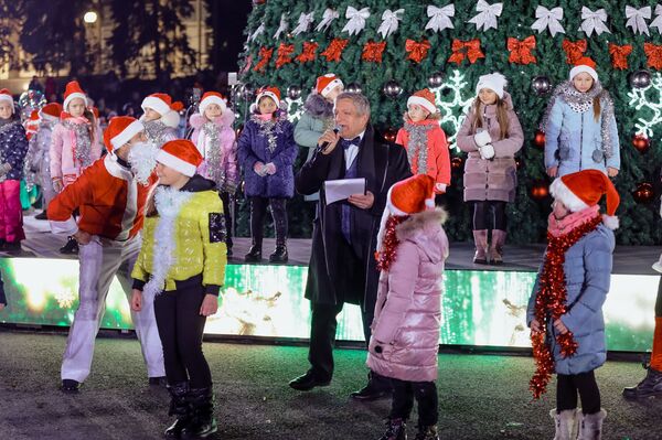 Феерический Кишинев - тысячи огней и праздничное настроение Феерический Кишинев - тысячи огней и праздничное настроение - Sputnik Молдова