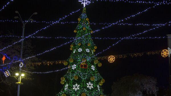 Новогодняя елка в Кишиневе. Архивное фото - Sputnik Молдова