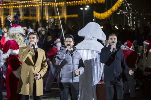 Sărbătoarea a început - cântece și voie bună - Sputnik Moldova
