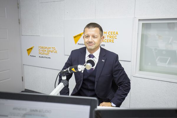 Дорин Дамир о Константине Цуцу: у него была бы другая судьба Дорин Дамир о Константине Цуцу: у него была бы другая судьба - Sputnik Молдова