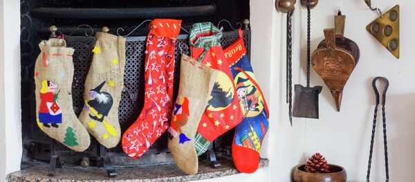 Рождественские носки на камине - Sputnik Moldova-România