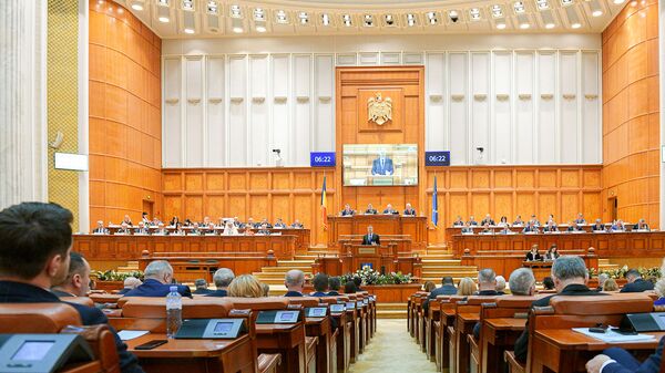 Participare la şedinţa solemnă comună a Senatului şi Camerei Deputaților consacrată celebrării Zilei Naționale a României - Sputnik Moldova-România