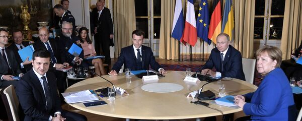 Рабочий визит президента РФ В. Путина во Францию Рабочий визит президента РФ В. Путина во Францию - Sputnik Moldova-România