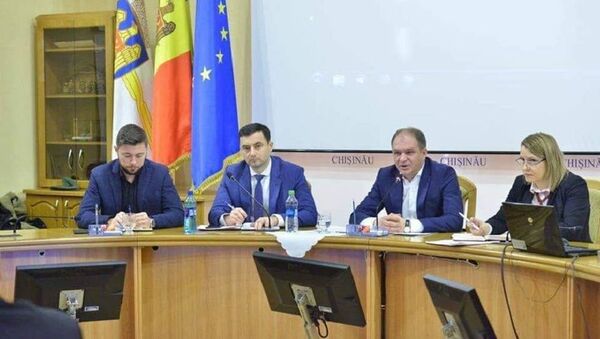 Primarul Capitalei, Ion Ceban, în ședință  - Sputnik Moldova