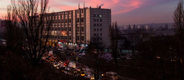 Вечерний Кишинев, круг центр, Буюканы и Скулянка. Вечерний Кишинев, круг центр, Буюканы и Скулянка. - Sputnik Молдова