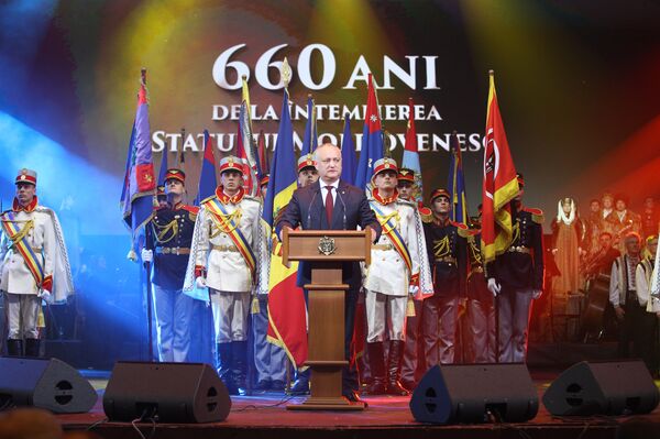 Президент Игорь Додон назвал самые святые вещи для молдаван - Sputnik Молдова