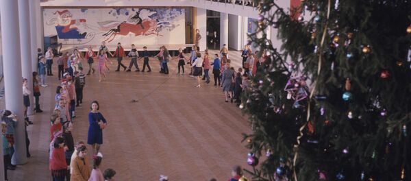 Новогоднее представление Новогоднее представление - Sputnik Молдова