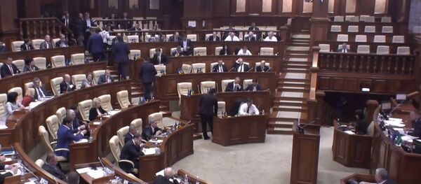 Фракция либерал-демократов покидает за заседания молдавского парламента - Sputnik Moldova