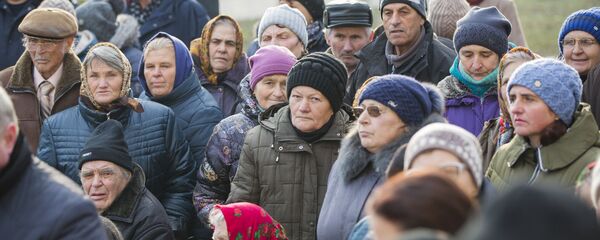 Locuitori din raionul Briceni, la întâlnirea cu premierul Ion Chicu - Sputnik Moldova