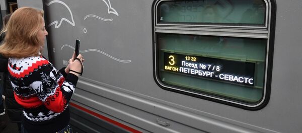 Отправление поезда Таврия из Санкт-Петербурга в Крым - Sputnik Moldova-România