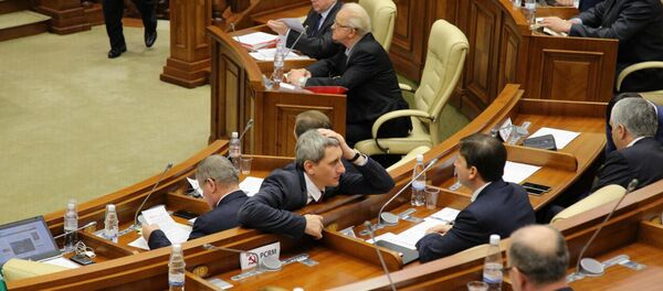 Ședința Parlamentului 5 noiembrie 2015 - Sputnik Moldova