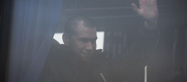 Обмен военнопленными между ДНР, ЛНР и Украиной в Донецкой области - Sputnik Молдова