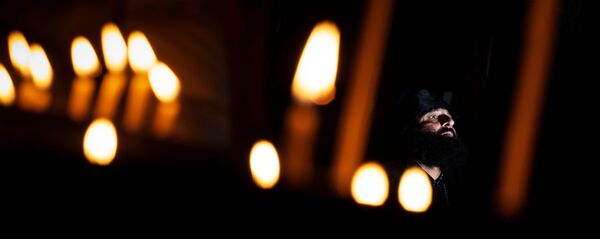 Поминальная свеча Поминальная свеча - Sputnik Молдова