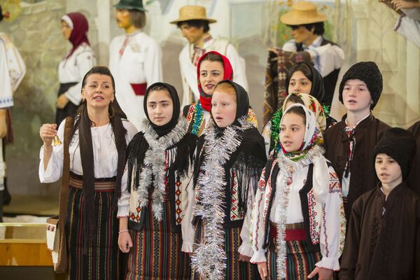 Sărbătoarea colindelor Hristos Se naște, salvați-L, ediția a V-a - Sputnik Moldova-România