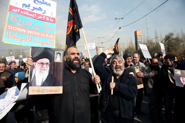 Протесты в Иране после убийства генерала Касема Сулеймани - Sputnik Молдова