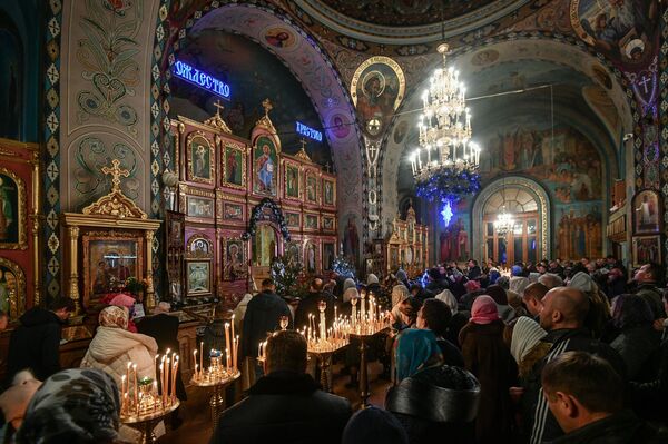 Сочельник перед Рождеством: гадания, традиции, приметы - Sputnik Молдова