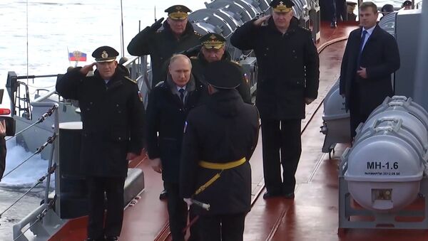 Vladimir Putin a urmărit exercițiile flotei navale din Marea Neagră - Sputnik Moldova-România