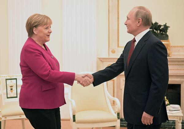 Putin şi Merkel, negocieri la Kremlin: Ce probleme include agenda discuţiilor Putin şi Merkel, negocieri la Kremlin: Ce probleme include agenda discuţiilor - Sputnik Moldova