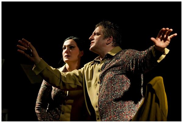 Surpriza Teatrului Național din Chișinău de ziua marelui poet Mihai Eminescu Surpriza Teatrului Național din Chișinău de ziua marelui poet Mihai Eminescu - Sputnik Moldova