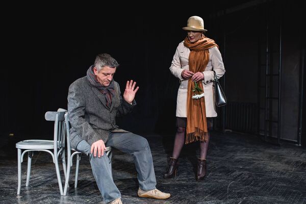 Surpriza Teatrului Național din Chișinău de ziua marelui poet Mihai Eminescu Surpriza Teatrului Național din Chișinău de ziua marelui poet Mihai Eminescu - Sputnik Moldova
