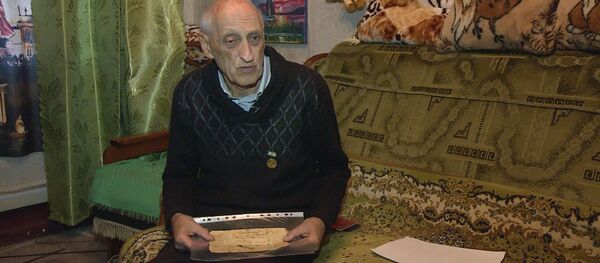 Кишиневец Юрий Егоров хранит редкий документ времен блокады Ленинграда - Sputnik Молдова