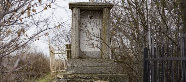 Cimitirul evreiesc din Cimișlia - Sputnik Moldova