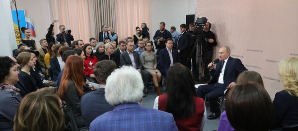 Рабочая поездка президента РФ В. Путина в Центральный федеральный округ - Sputnik Moldova-România