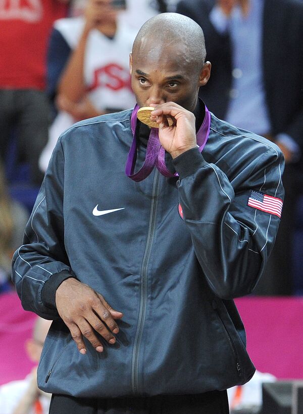 Гибель Коби Брайанта: версии произошедшего и слова соболезнования Гибель Коби Брайанта: версии произошедшего и слова соболезнования - Sputnik Молдова