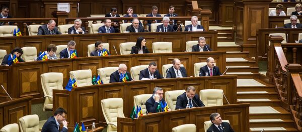 Deputații Parlamentului RM - Sputnik Moldova