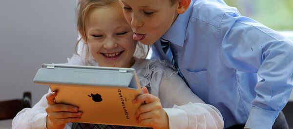 Особенность школьных знаний состоит в том, что они направлены на тренировку интеллекта - Sputnik Moldova-România