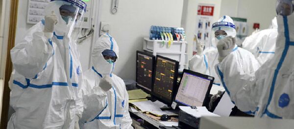 Медицинский персонал больницы в Ухане, Китай - Sputnik Moldova