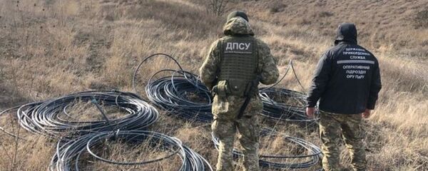 Пограничники обнаружили подозрительный трубопровод на границе Приднестровья с Украиной. - Sputnik Молдова