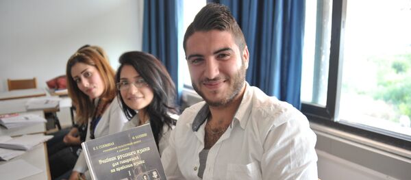 Урок русского языка в Институте иностранных языков Тишринского университета в Сирии - Sputnik Молдова