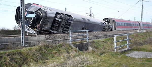 Tren deraiat în Italia - Sputnik Moldova-România