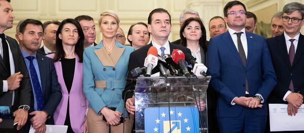 Declarații susținute de premierul Ludovic Orban după votarea moțiunii de cenzură Declarații susținute de premierul Ludovic Orban după votarea moțiunii de cenzură - Sputnik Moldova-România