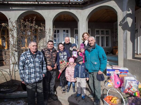 Preşedintele Dodon a avut o zi plină: Unde a fost astăzi şeful statului - Video Preşedintele Dodon a avut o zi plină: Unde a fost astăzi şeful statului - Video - Sputnik Moldova